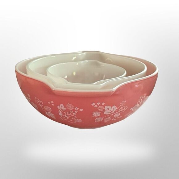 1950s PYREX Pink Gooseberry Cinderella Mixing Bowls Set of 3 Excellent Shape! - Picture 12 of 16